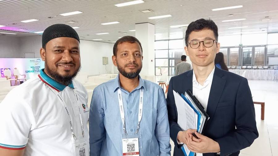 Meeting international technology partners